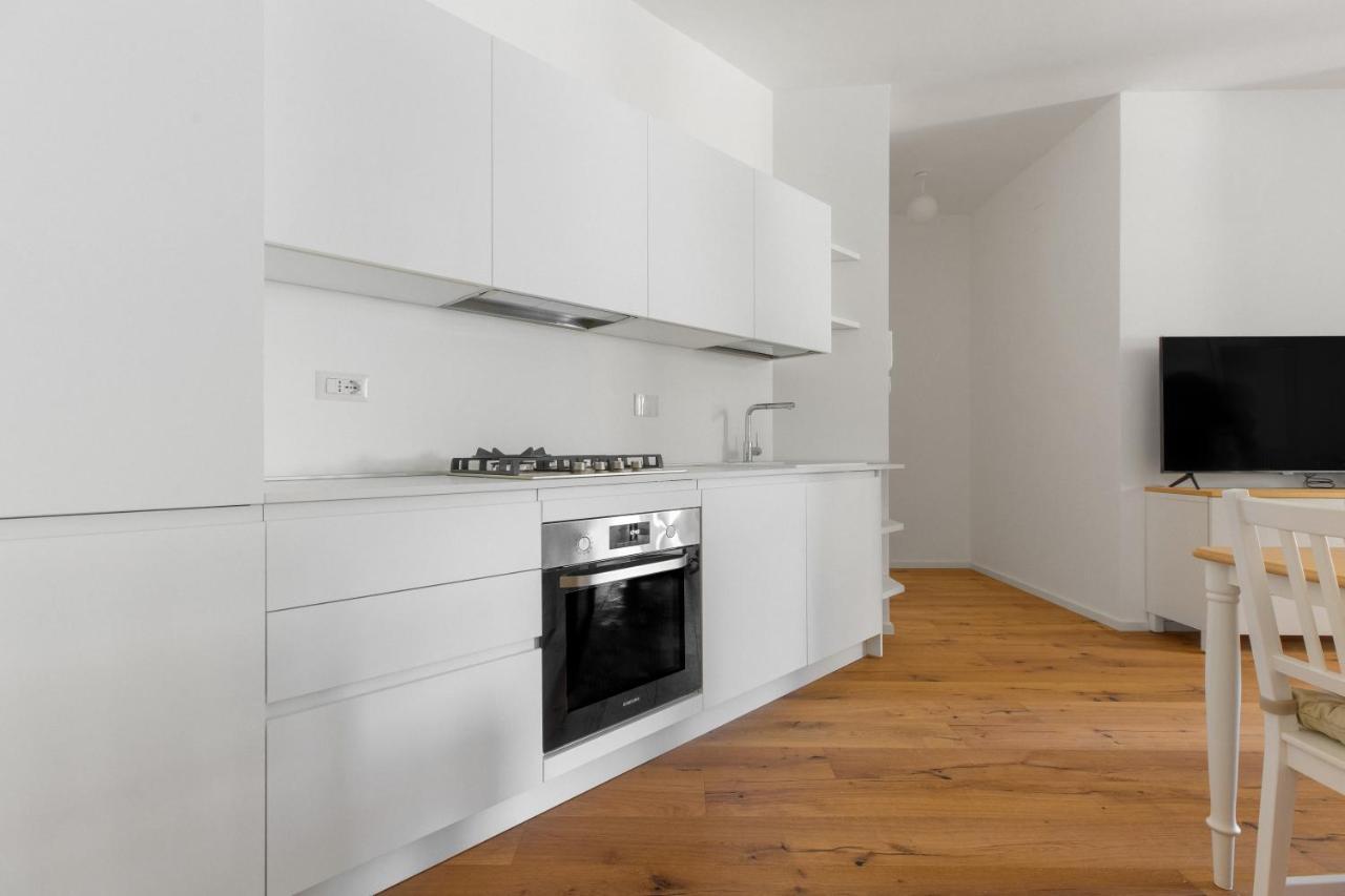 La Dolce Vita - Luxury Stylish Flat In Trastevere 60Sqm Ρώμη Εξωτερικό φωτογραφία