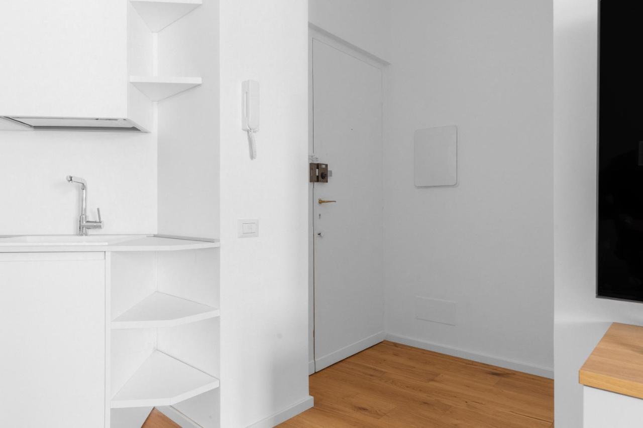 La Dolce Vita - Luxury Stylish Flat In Trastevere 60Sqm Ρώμη Εξωτερικό φωτογραφία